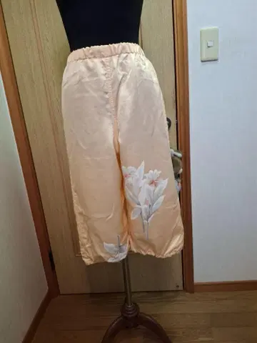 호몬기를 활용한 베스트와 팬츠 세트가 완성되었습니다.