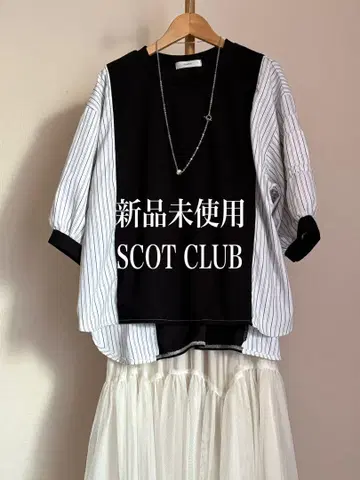 미사용 새상품 SCOTCLUB FLAVOR 절개 반팔 블라우스 블랙