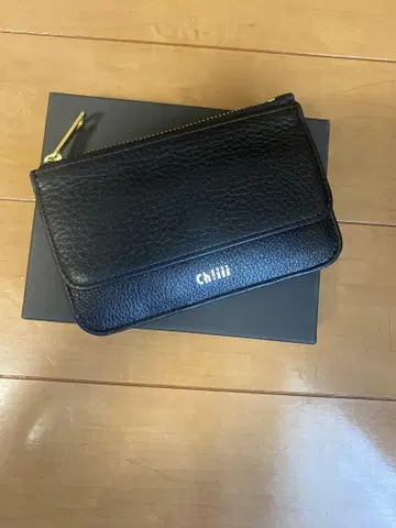 chiiiibag 플랩이 있는 카드 케이스