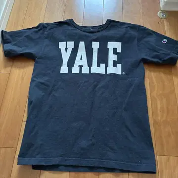 Champion Yale University 티셔츠 M 사이즈