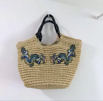 비비안 탐 드래곤 카고바 백