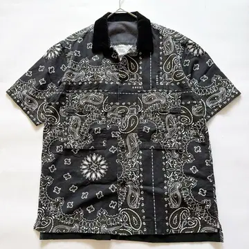 23SS sacai 반다나 Print Shirt 반다나 패턴 3