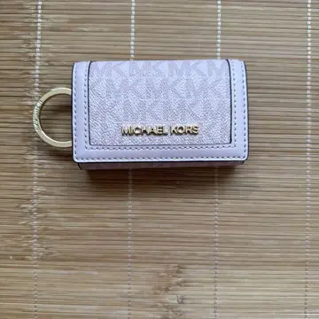 마이클코어스 핑크 키케이스