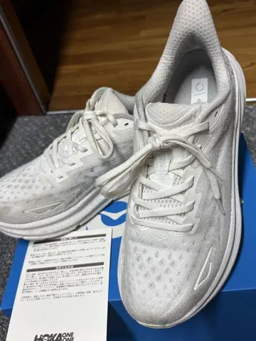호카오네오네 HOKAONEONE CLIFTON 9 클리프톤 9