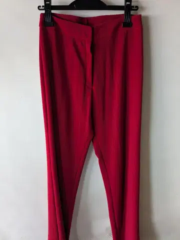 빨간색 슬림 핏 팬츠