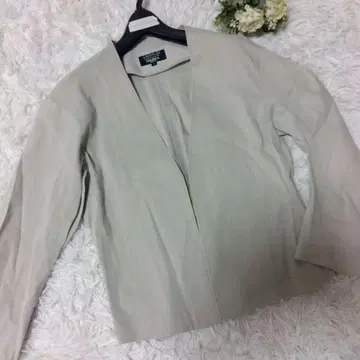 언타이틀 fabrica 린넨 혼방 노카라 베이지