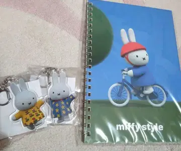 미피 스타일 애니메이션 디자인 키링 노트