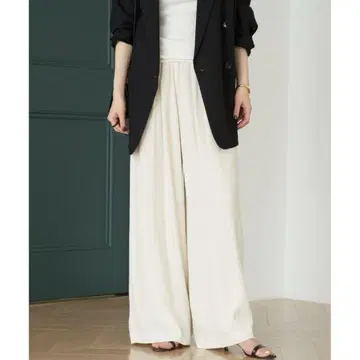 미사용 새상품 plage georgette 팬츠 38 내추럴