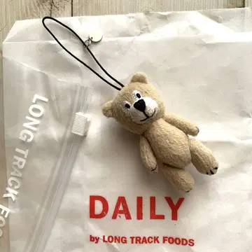롱 트랙 후즈 long track foods 프렌조 곰