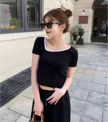DIANTE 비대칭 목선 반소매 톱
