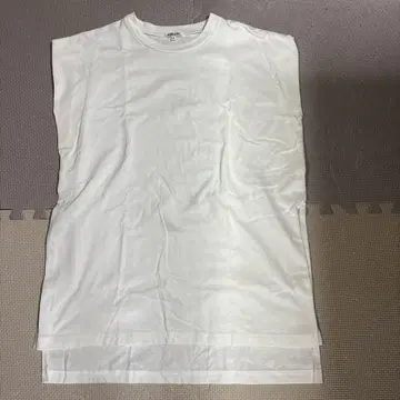 비샵 프렌치 슬리브 티셔츠