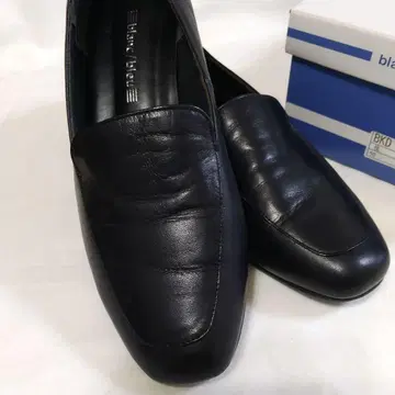blanc/bleu 블랙 가죽 로퍼