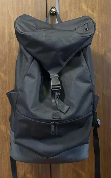 DANSKIN 댄스킨 블랙 백팩