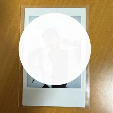 ATEEZ 사인 포함 폴라