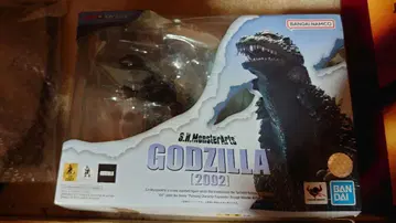 S.H.Monsterarts 고질라 2002 미개봉 새상품 박스 있음
