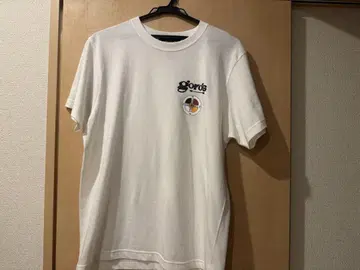 goro's 화이트 T셔츠