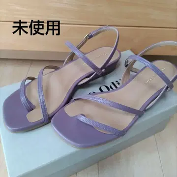 오데뜨 앤 오딜 샌들 새상품