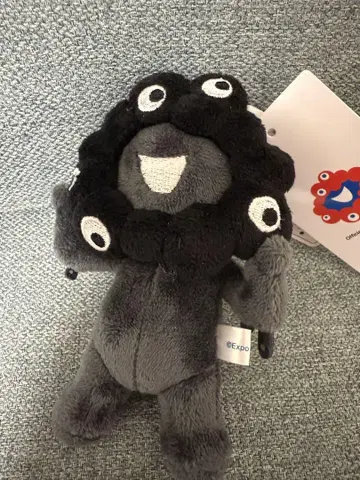 스탠딩 검정 마쿠마쿠 블랙 봉제 인형 카라비너 포함 마스코트 키링