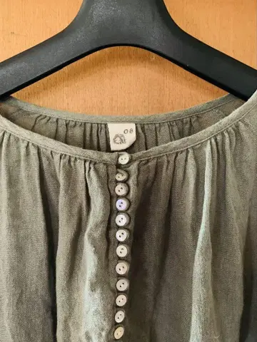 린넨 블라우스