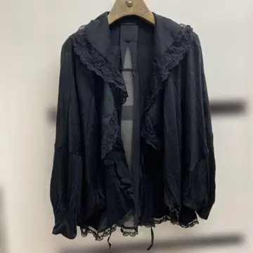 프랑슈리페 블랙 레이스 볼레로