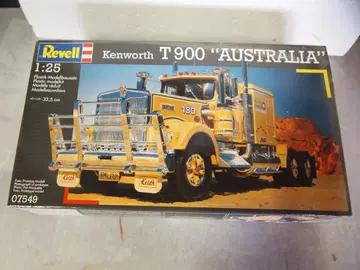 레벨 켄워스 T 900 "AUSTRALIA" 1:25 미사용품