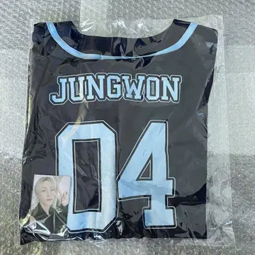 정원 유니폼
