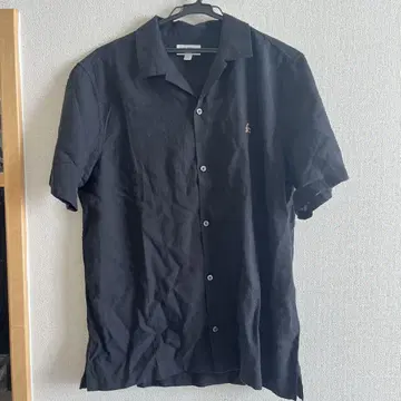 GAP 블랙 반팔 셔츠 M 사이즈