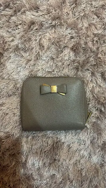 [ FURLA ] 가죽 지갑 리본