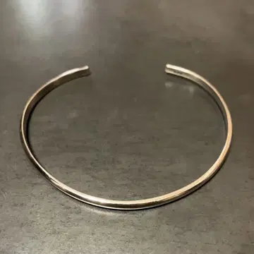 SILVER925 PLANE DESIGN BRACELET/실버 뱅글