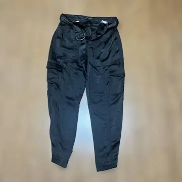 BANANA REPUBLIC 블랙 카고 팬츠 사이즈 4