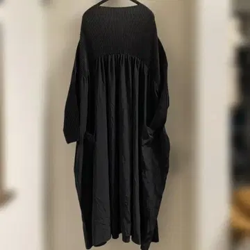 스페치오 블랙 원피스