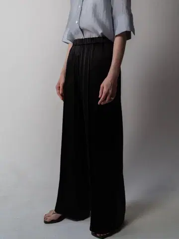 neau satin easy pants 새틴 이지 팬츠