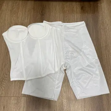 화이트 코르셋 브라이덜 이너 D65