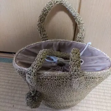 린넨 바스켓백 베이지 폼폼 포함