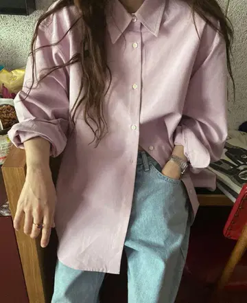 maybebaby Dearest 백 라벨 턱 셔츠 라일락
