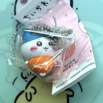 치이카와 쿠라스시 하치와레 피규어