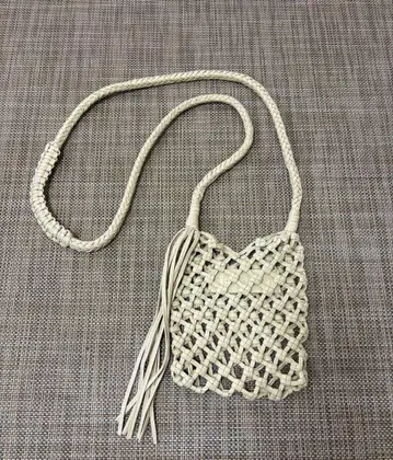 THE BAGMTI 바그마티 뜨개질 가죽 사코슈