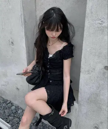 anyonemore 퍼프 슬리브 프릴 오프숄더 레이스 블라우스 아이보리
