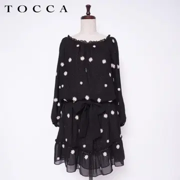 새상품급 TOCCA 플라워 자수 쉬폰 원피스 블랙 사이즈 0*CD1363