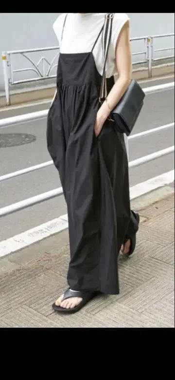 B.C STOCK 티셔츠 살로펫 인기 완판템