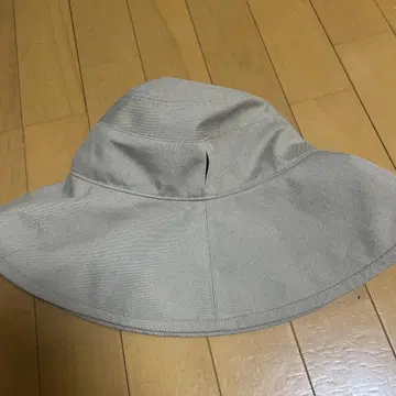 가격 인하 가능 베이지 SUN BARRIER 100