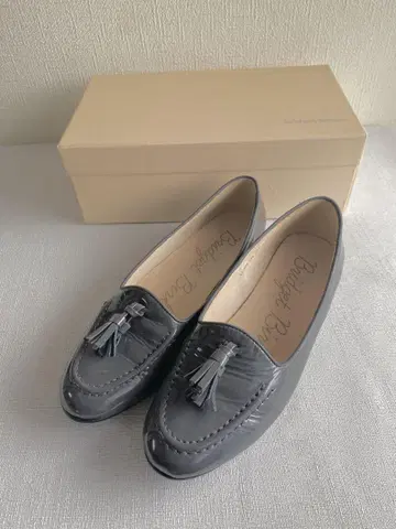 Bridget Birkin 태슬 로퍼 22.5cm