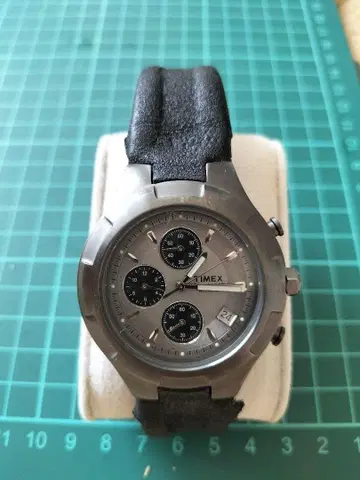 TIMEX 크로노그래프 손목시계