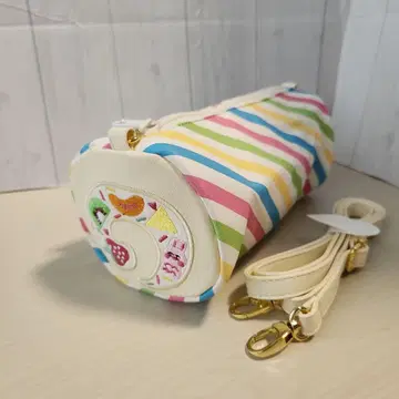SWIMMER 롤 케이크 미니백