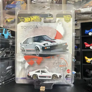 Hot Wheels 82 Toyota Supra