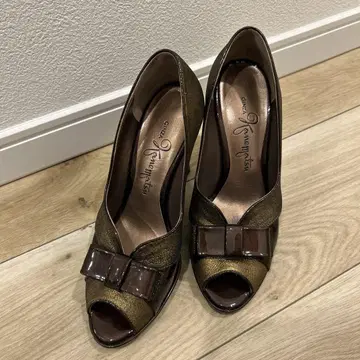 카네마츠 펌프스 22.0cm