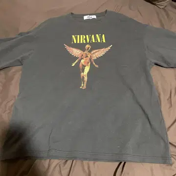 NIRVANA IN UTERO 티셔츠 다크 그레이