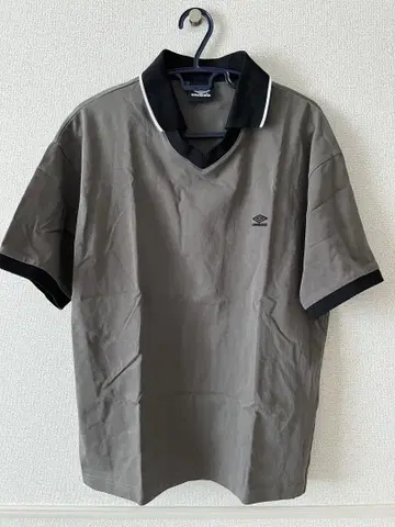 UMBRO 그레이 피케 셔츠 M 사이즈