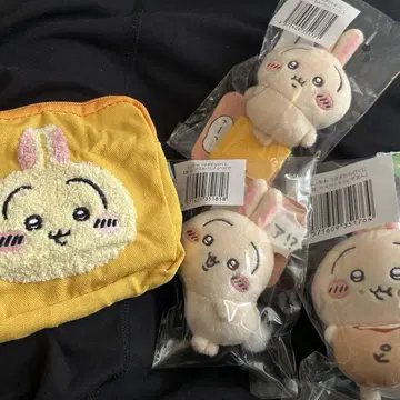 치이카와 토끼 투성이 복권 & 파우치