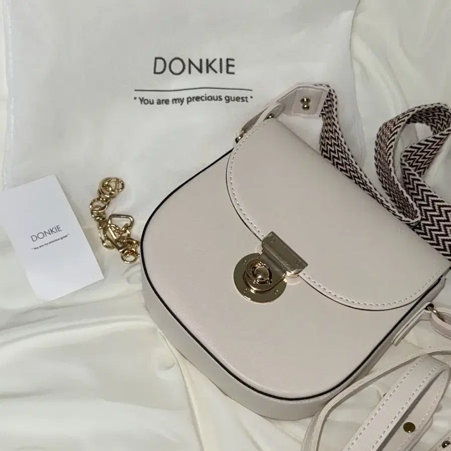Shop donkie on Bunjang Global Site - No more Korean account!